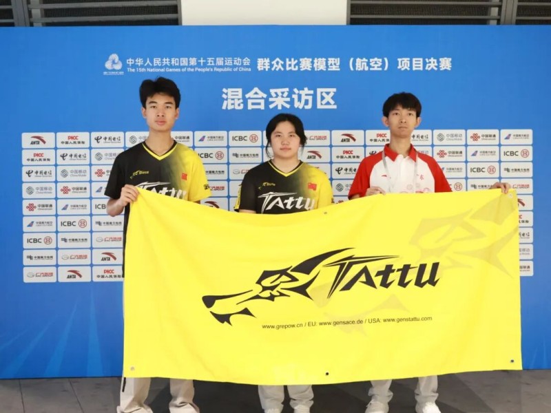 孔海森、何雨瞳、李皓哲